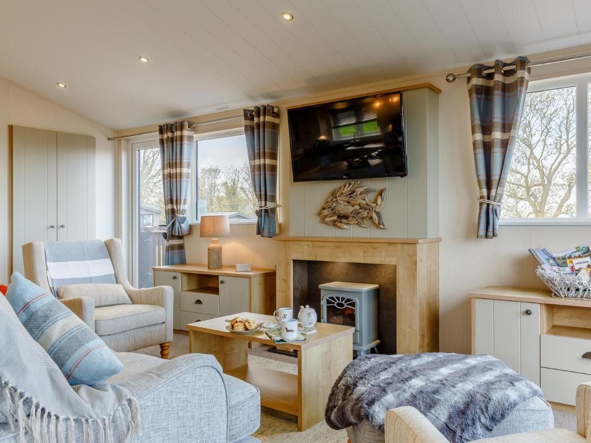 2 Bed Property In Brixham 79989 Екстер'єр фото