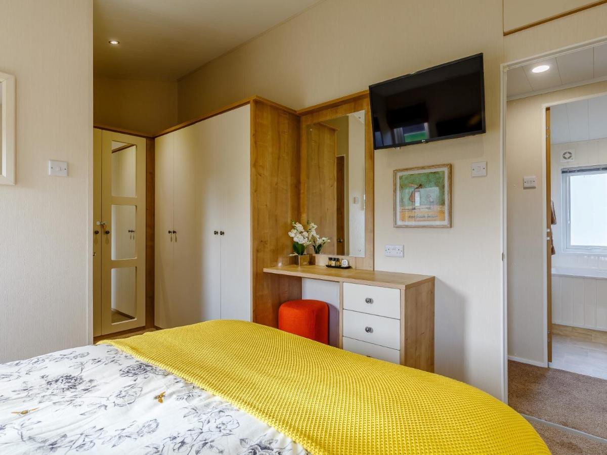 2 Bed Property In Brixham 79989 Екстер'єр фото