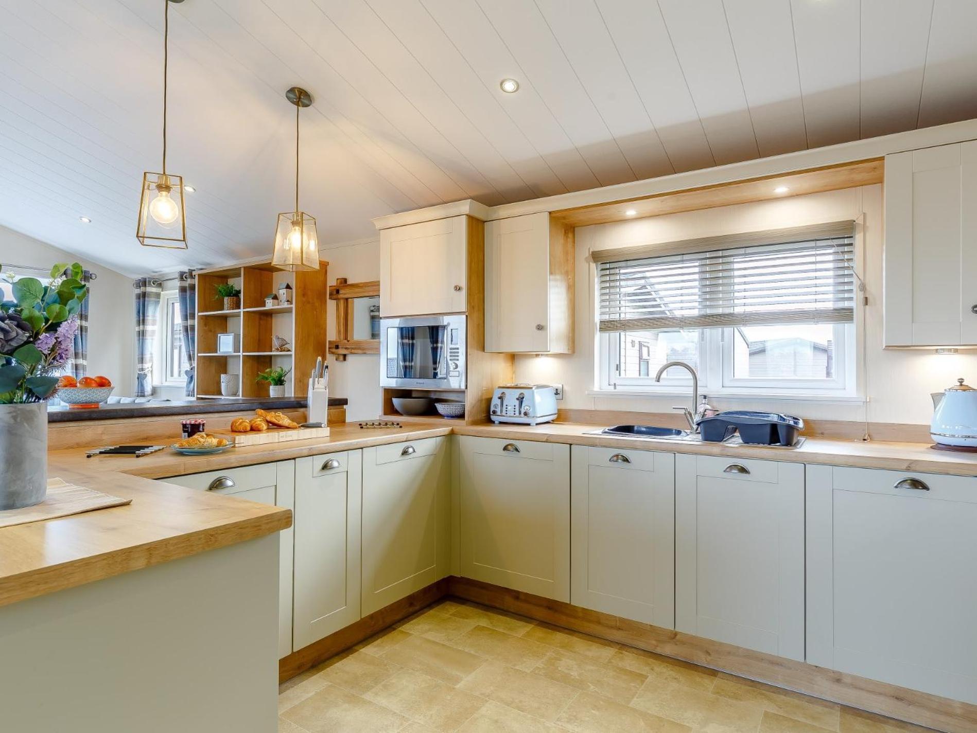 2 Bed Property In Brixham 79989 Екстер'єр фото